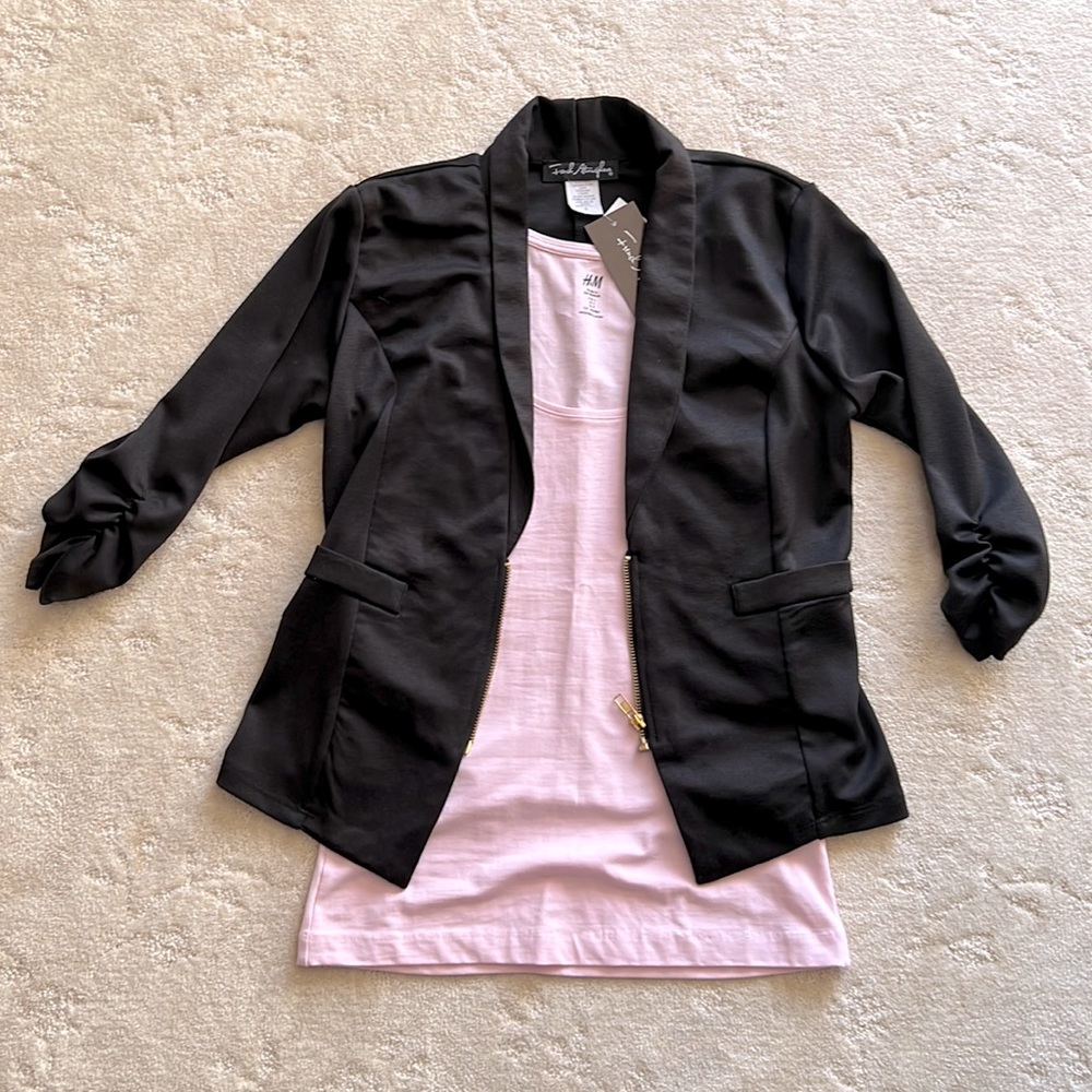 NWT Black 3/4 Rouched Sleeve Blazer ONLY, Juniors